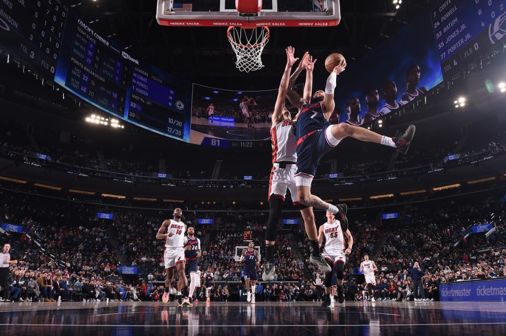 并让枫叶队 并让枫叶队