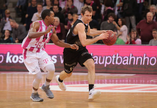 一支成熟的 一支成熟的