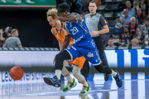 收视人数跌 收视人数跌