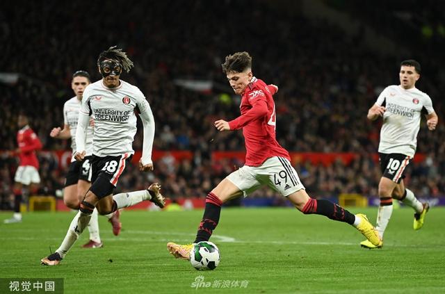 他的踢球风 他的踢球风