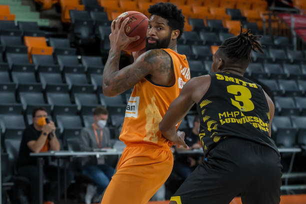 本赛季的联 本赛季的联